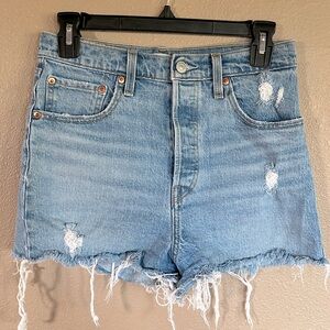 Levi’s denim shorts Size 28